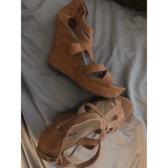 Shoes - Wedges
